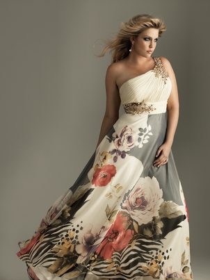 Plus Size Sweet Sixteen Dresses for Themed Parties